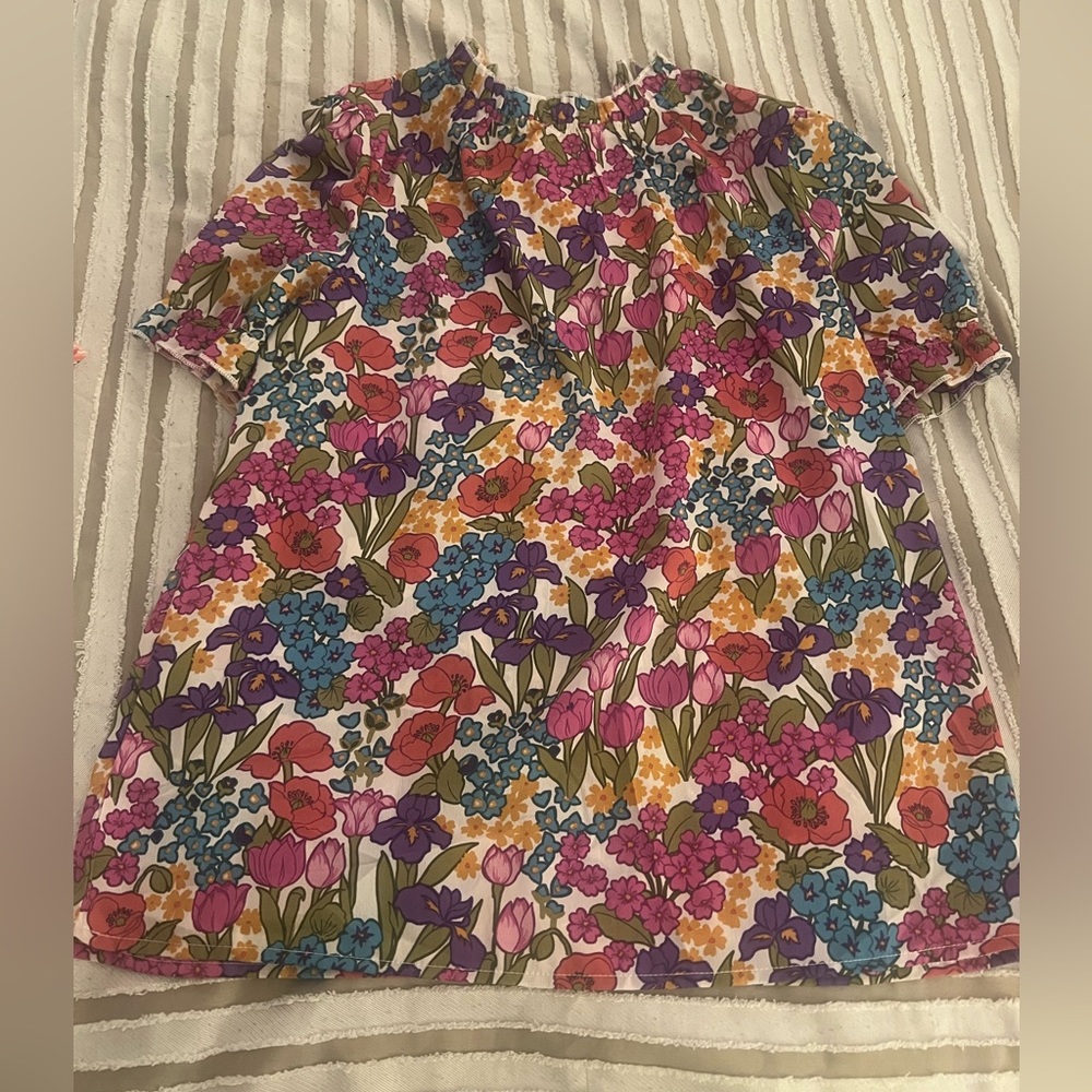 Floral Multicolor blouse, size small, Amazon